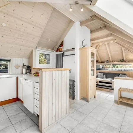 Feriehus Hothbrod - 1-2km From The Sea By Interhome